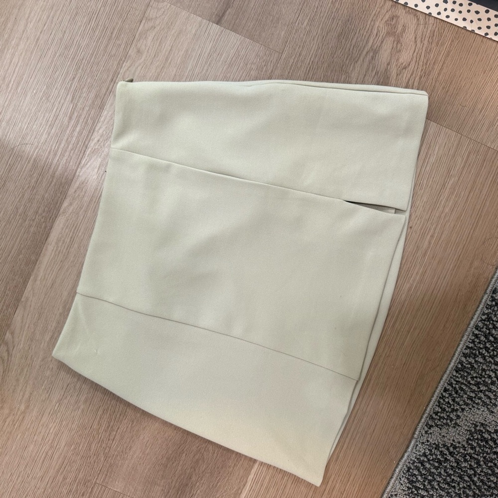 Forever 21 Green Mini Pencil Skirt with Slit